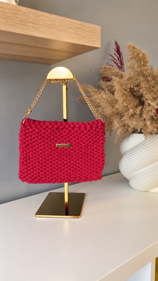Amore Raspberry – malinowo-czerwona kopertówka