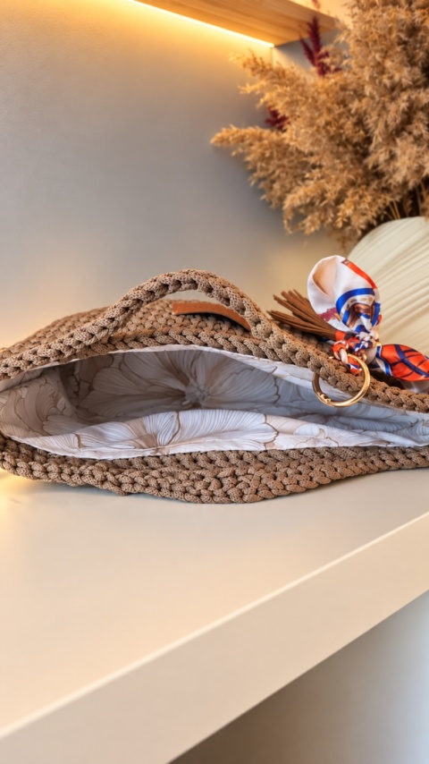 Mokka Chic – torebka handmade w kolorze kawowym