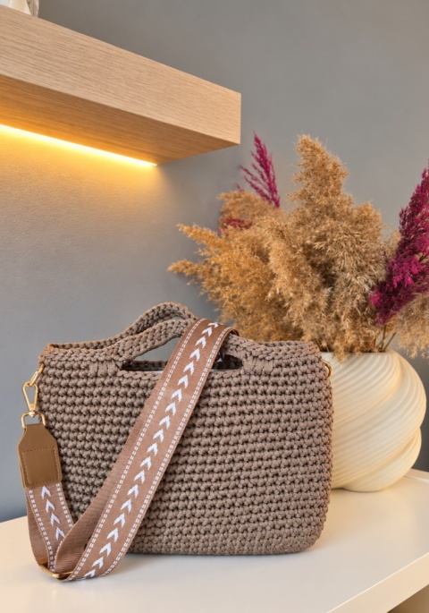 Mokka Chic – torebka handmade w kolorze kawowym